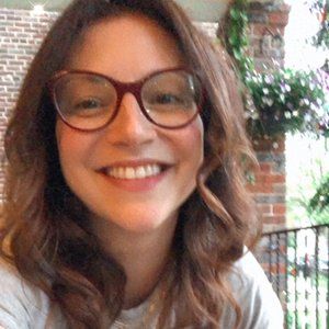 Meet your Posher, Carolina